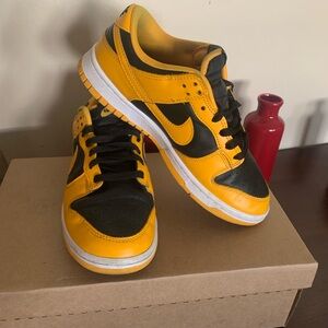 Nike Black and Yellow Sneakers